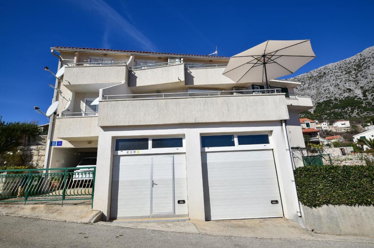 Apartman Luka 이그라네 외부 사진